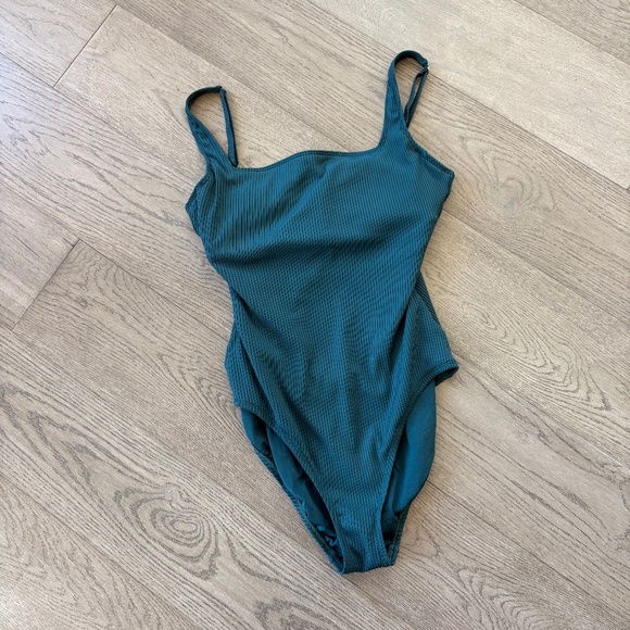 Bleu Rod Beattie Swimsuit - Picture 9 of 12